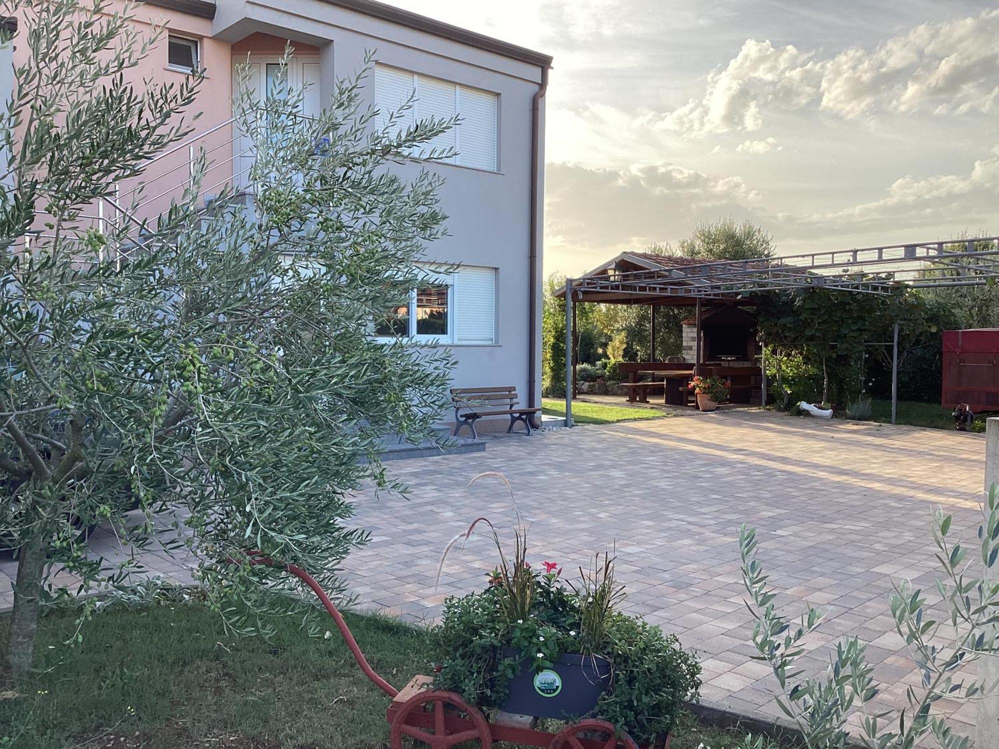 Apartment Ivano Fazana Exterior photo